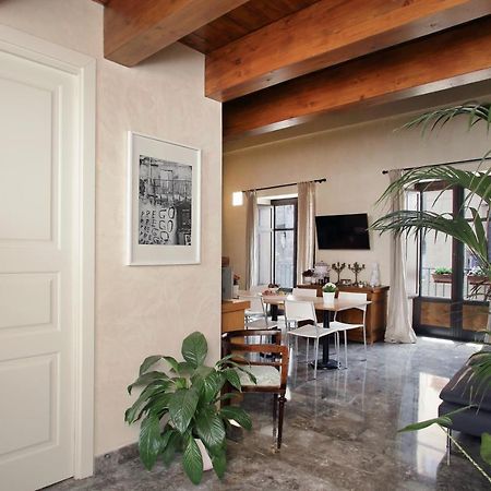 Casa Miqva - Rooms In Shared Apartment Palermo Exterior photo
