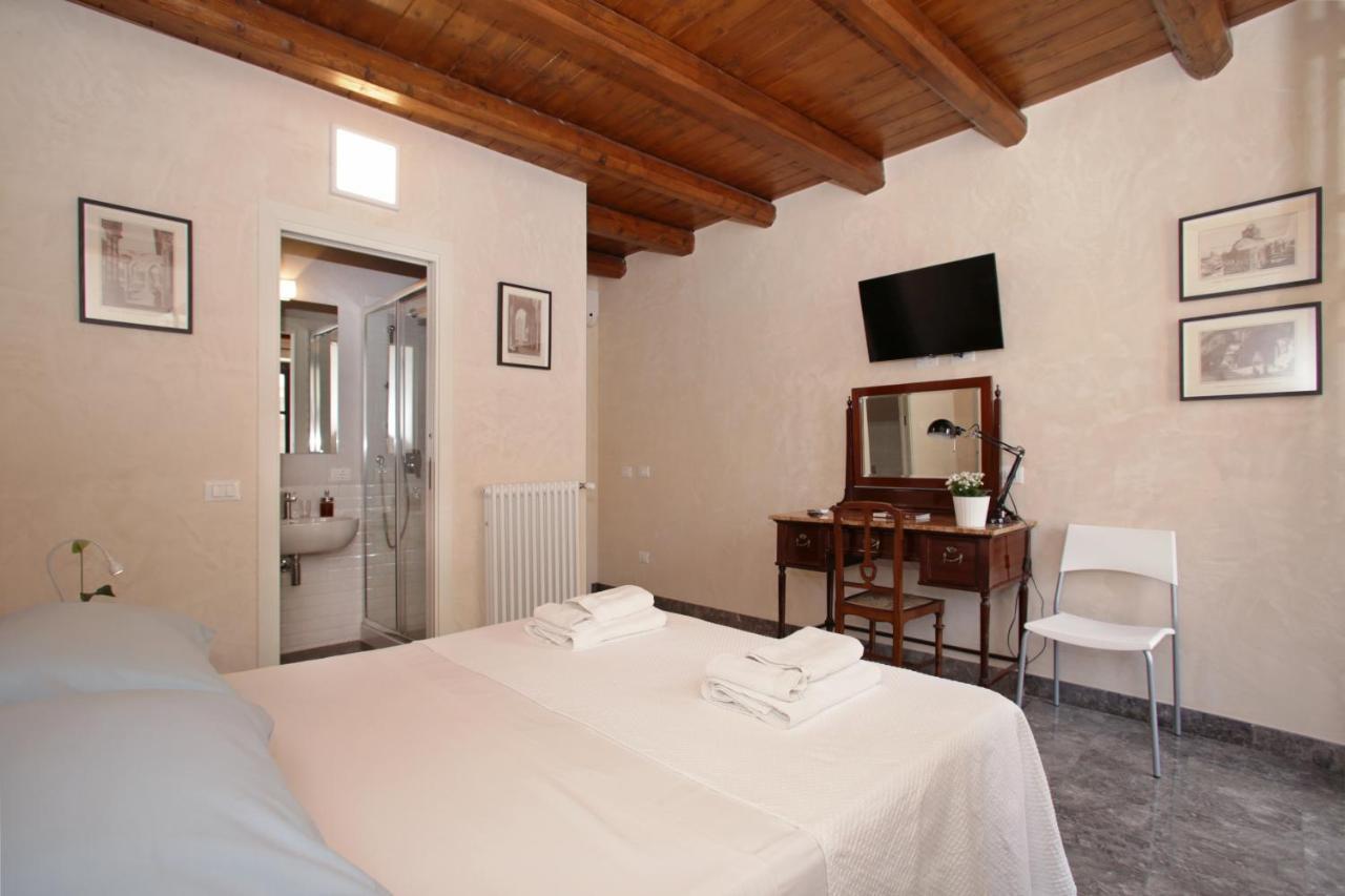Casa Miqva - Rooms In Shared Apartment Palermo Exterior photo