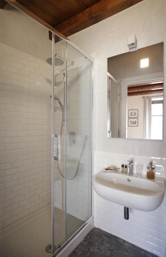Casa Miqva - Rooms In Shared Apartment Palermo Exterior photo